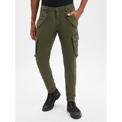 Alpha Industries Spodnie Mężczyźni Bawełna oliwkowy jednolity ze sklepu vangraaf w kategorii Spodnie męskie - zdjęcie 185607529