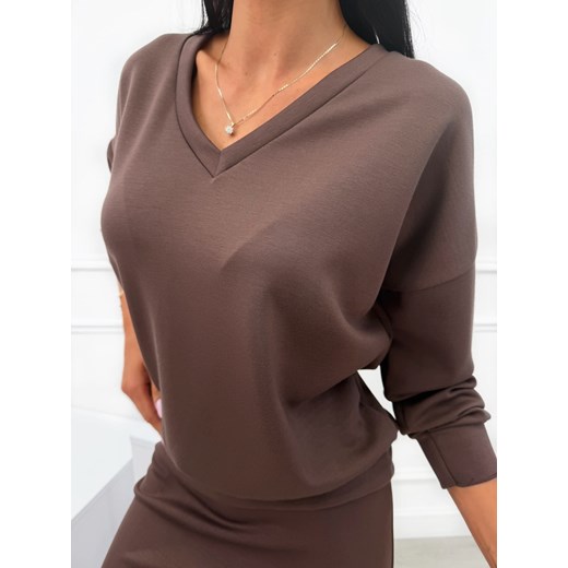 Czekoladowa Bluza z Dekoltem V Modnakiecka.pl 44 ModnaKiecka.pl