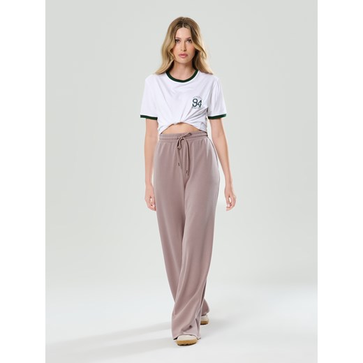 Sinsay - Spodnie soft touch z dodatkiem wiskozy - beżowy Sinsay L Sinsay