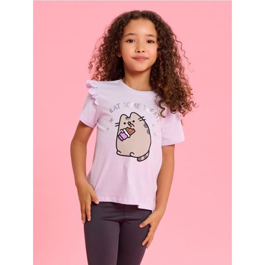 Sinsay - Bawełniana koszulka z falbanami Pusheen the Cat - fioletowy ze sklepu Sinsay w kategorii Bluzki dziewczęce - zdjęcie 185648368