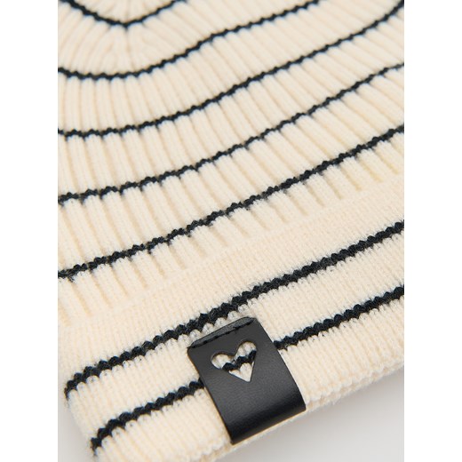 Reserved - Dzianinowa czapka w paski - złamana biel Reserved 9-13 lat Reserved