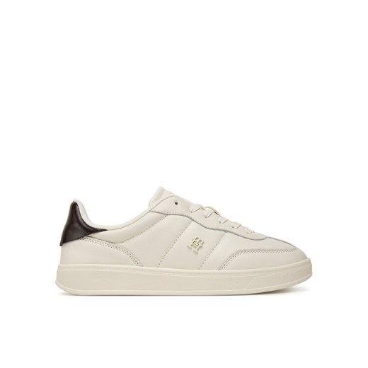 Tommy Hilfiger Sneakersy Heritage Shiny FW0FW08823 Biały ze sklepu MODIVO w kategorii Buty sportowe damskie - zdjęcie 185653907