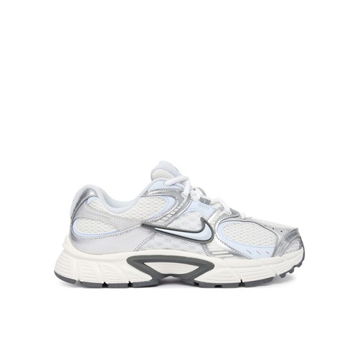 Sneakersy Nike V5 RNR HQ7901 Szary ze sklepu eobuwie.pl w kategorii Buty sportowe damskie - zdjęcie 185678769