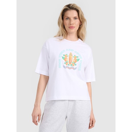 Damski t-shirt z nadrukiem oversize 4F 4FRSS25TTSHF3159 - biały ze sklepu Sportstylestory.com w kategorii Bluzki damskie - zdjęcie 185694209