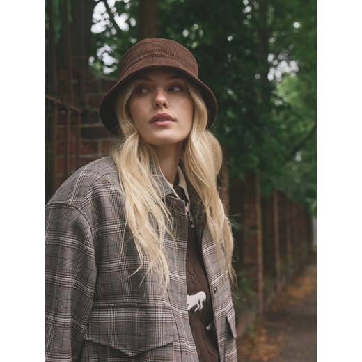 Reserved - Sztruksowy kapelusz bucket - ciemnobrązowy ze sklepu Reserved w kategorii Kapelusze damskie - zdjęcie 185704076