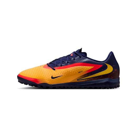 Buty piłkarskie na nawierzchnię typu turf Nike Phantom 6 Low Academy „Erling Haaland” - Pomarańczowy ze sklepu Nike poland w kategorii Buty sportowe męskie - zdjęcie 185716017