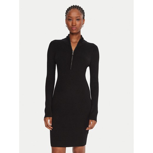 Guess Sukienka codzienna W5BK45 Z0572 Czarny Slim Fit ze sklepu MODIVO w kategorii Sukienki - zdjęcie 185724109