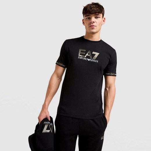 EMPORIO ARMANI 7 T-SHIRT TAPE LL T BLK/GLD ze sklepu JD Sports  w kategorii T-shirty męskie - zdjęcie 185724677