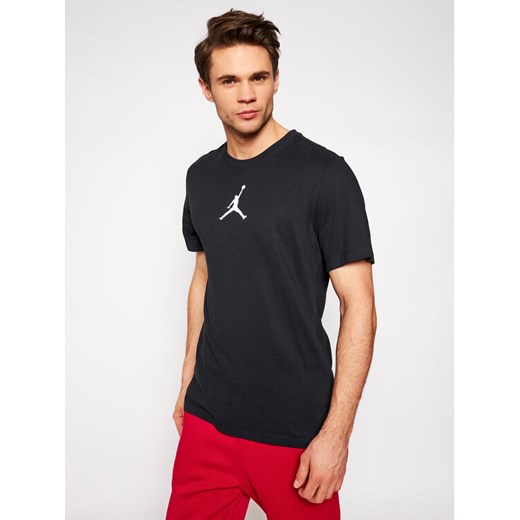 Nike T-Shirt Jordan Jumpman CW5190 Czarny Standard Fit ze sklepu MODIVO w kategorii T-shirty męskie - zdjęcie 185729849