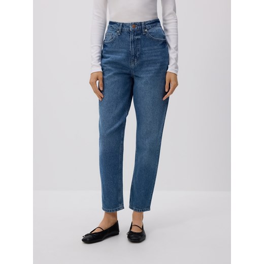 Reserved - Jeansy mom fit - niebieski ze sklepu Reserved w kategorii Jeansy damskie - zdjęcie 185750456