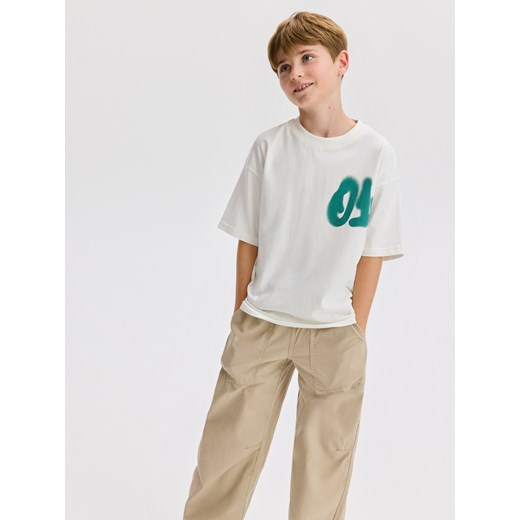 Reserved - Bawełniany t-shirt oversize - złamana biel ze sklepu Reserved w kategorii T-shirty chłopięce - zdjęcie 185751156