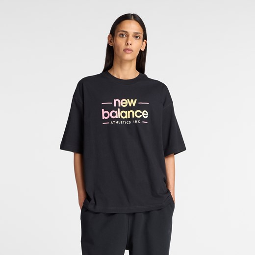 Koszulka damska New Balance WT53916BK – czarna ze sklepu New Balance Poland w kategorii Bluzki damskie - zdjęcie 185753476