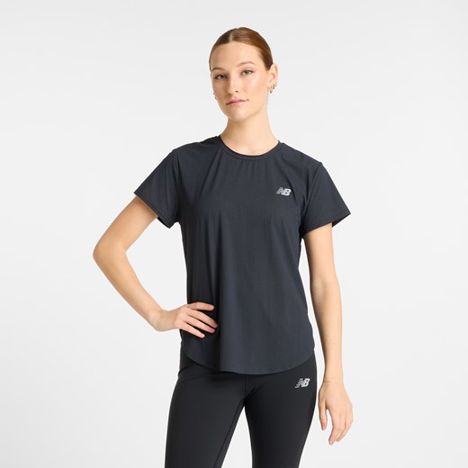 Koszulka damska New Balance WT51227BK – czarna ze sklepu New Balance Poland w kategorii Bluzki damskie - zdjęcie 185754205