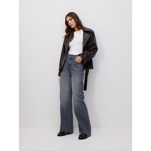 Reserved - Jeansy wide leg z przeszyciami - szary ze sklepu Reserved w kategorii Jeansy damskie - zdjęcie 185755356
