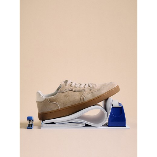 Reserved - Skórzane sneakersy - beżowy ze sklepu Reserved w kategorii Buty sportowe męskie - zdjęcie 185756659