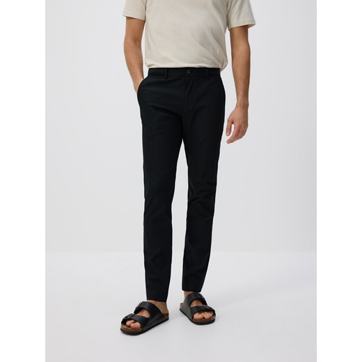 Reserved - Spodnie chino slim fit - czarny ze sklepu Reserved w kategorii Spodnie męskie - zdjęcie 185756798