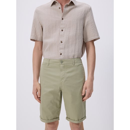 Reserved - Szorty chino slim - oliwkowy ze sklepu Reserved w kategorii Spodenki męskie - zdjęcie 185756937