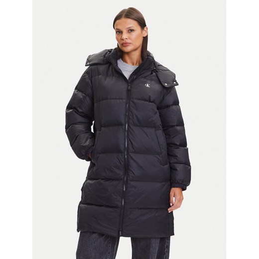 Calvin Klein Jeans Płaszcz zimowy Essential LV047D502G Czarny Regular Fit ze sklepu MODIVO w kategorii Płaszcze damskie - zdjęcie 185761208