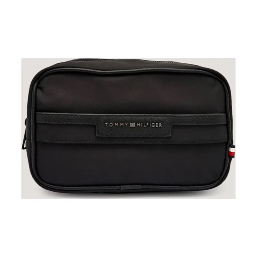 Tommy Hilfiger Kosmetyczka REPREVE ze sklepu Gomez Fashion Store w kategorii Kosmetyczki męskie - zdjęcie 185771109