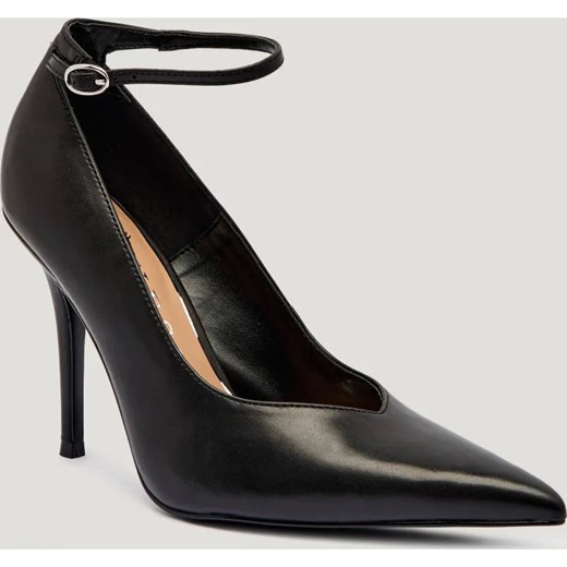 Guess Skórzane szpilki NAPRIL ze sklepu Gomez Fashion Store w kategorii Czółenka - zdjęcie 185771227