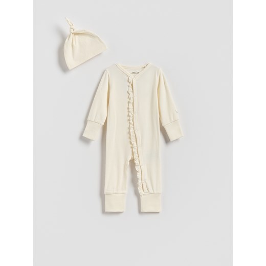 Reserved - Kombinezon z czapką - złamana biel Reserved 74 (6-9 m.) Reserved