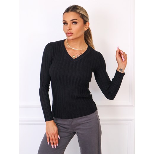SWETER W PRĄŻKI Z DEKOLTEM W SEREK- CZARNY ze sklepu olika.com.pl w kategorii Swetry damskie - zdjęcie 185794955