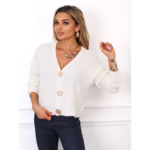 SWETER ZAPINANY NA ZŁOTE BROSZKI- BIAŁY ze sklepu olika.com.pl w kategorii Swetry damskie - zdjęcie 185795047