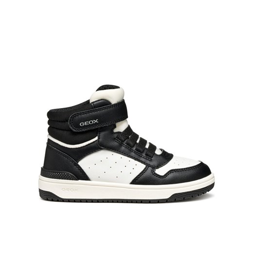 Sneakersy Geox J Washiba J46LQB 05415 C0504 S Biały ze sklepu eobuwie.pl w kategorii Buty sportowe dziecięce - zdjęcie 185796305