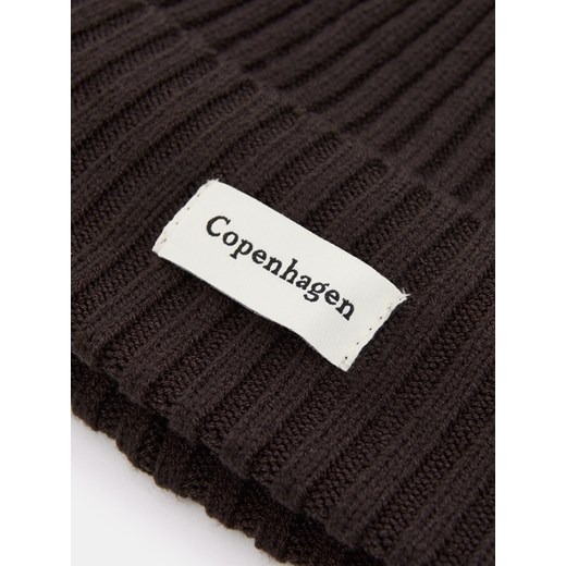 Sinsay - Prążkowana czapka beanie - brązowy Sinsay One Size Sinsay