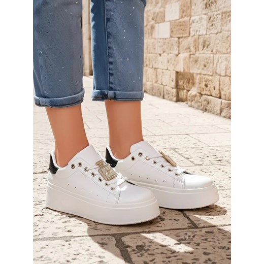Royalfashion Sportowe sneakersy damskie Kisoffi ze sklepu royalfashion.pl w kategorii Buty sportowe damskie - zdjęcie 185808669
