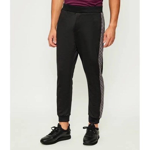 Joop! Spodnie dresowe Ionnito | Regular Fit ze sklepu Gomez Fashion Store w kategorii Spodnie męskie - zdjęcie 185812995