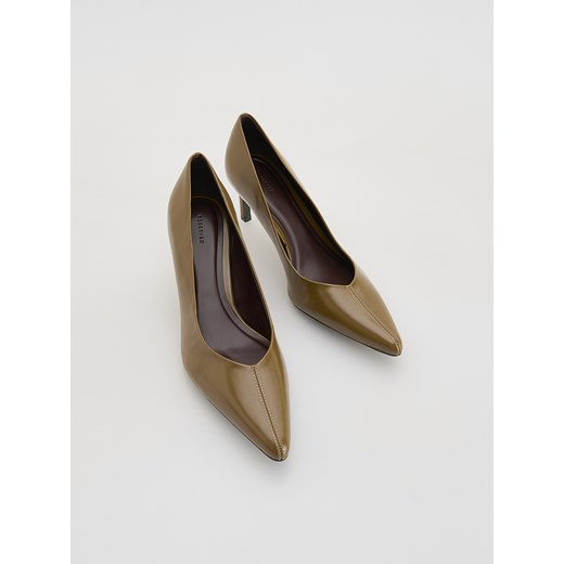 Reserved - Czółenka na obcasie - ciemnozielony Reserved 41 Reserved