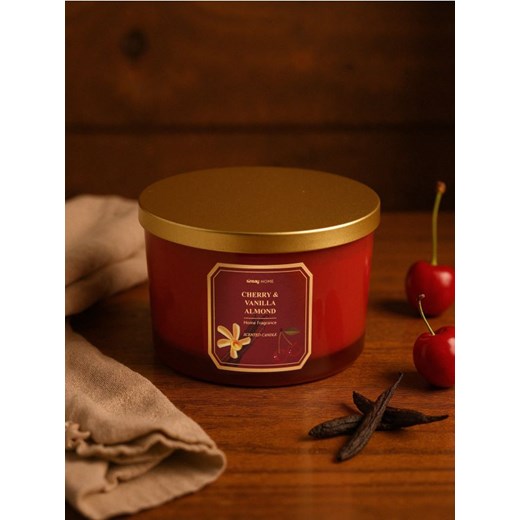 Sinsay - Świeczka Cherry & Vanilla Almond - fioletowy ze sklepu Sinsay w kategorii Dom - zdjęcie 185837027