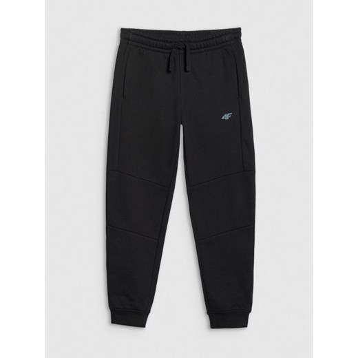 Chłopięce spodnie dresowe joggery 4F 4FJRAW25TTROM1578 - czarne ze sklepu Sportstylestory.com w kategorii Spodnie chłopięce - zdjęcie 185837289