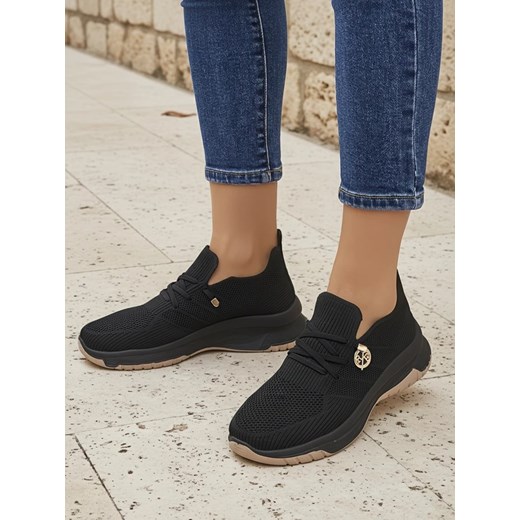 Royalfashion Wsuwane damskie materiałowe buty sportowe Teletta ze sklepu royalfashion.pl w kategorii Buty sportowe damskie - zdjęcie 185838609
