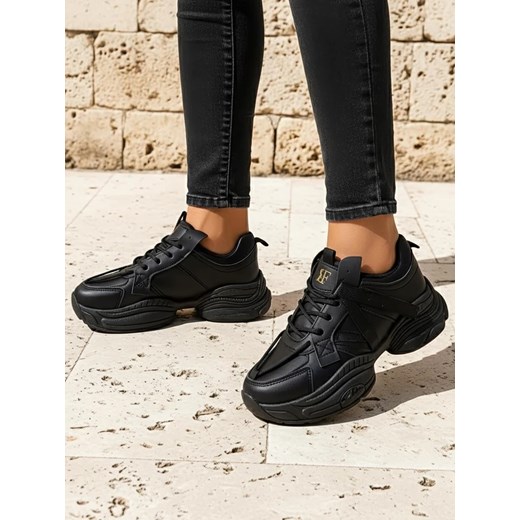 Royalfashion Sportowe sneakersy damskie na grubszej podeszwie Quensi ze sklepu royalfashion.pl w kategorii Buty sportowe damskie - zdjęcie 185844947