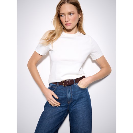 Mohito - T-shirt z krótkim rękawem - kremowy ze sklepu Mohito w kategorii Bluzki damskie - zdjęcie 185846345