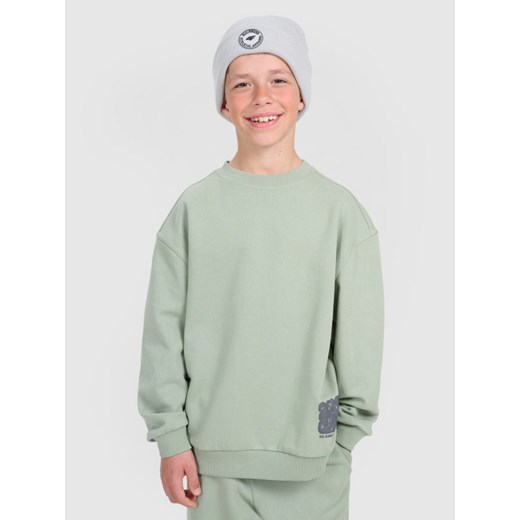 Chłopięca bluza nierozpinana bez kaptura 4F 4FJRAW25TSWSM2448 - oliwkowa ze sklepu Sportstylestory.com w kategorii Bluzy chłopięce - zdjęcie 185854828