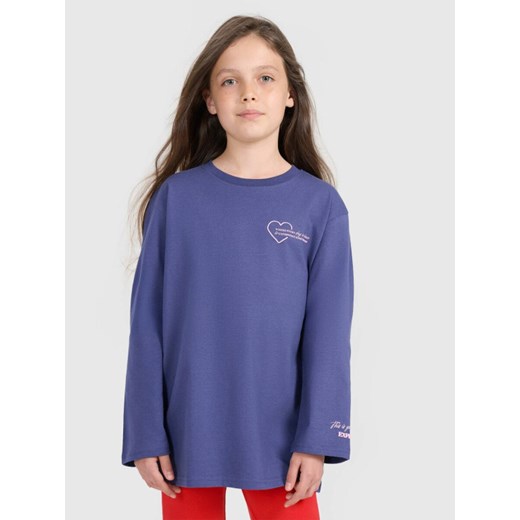 Dziewczęcy longsleeve z nadrukiem 4F 4FJRAW25TLONF589 - granatowy ze sklepu Sportstylestory.com w kategorii Bluzki dziewczęce - zdjęcie 185854899