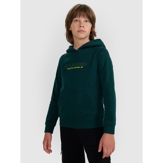 Chłopięca bluza nierozpinana z kapturem 4F 4FJWAW25TSWSM1959 - zielona ze sklepu Sportstylestory.com w kategorii Bluzy chłopięce - zdjęcie 185855006