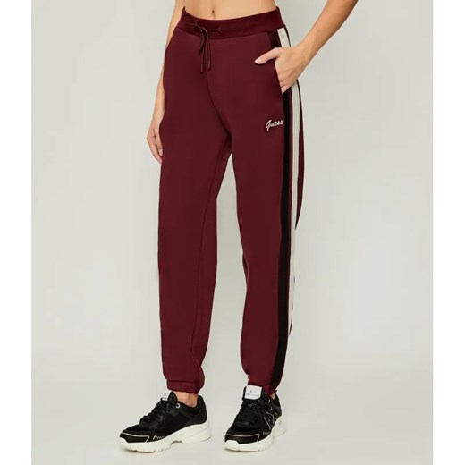 GUESS ACTIVE Spodnie jogger FABIA | Regular Fit ze sklepu Gomez Fashion Store w kategorii Spodnie damskie - zdjęcie 185858916
