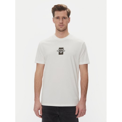 Armani Exchange T-Shirt XM000767 AF12308 U0009 Biały Regular Fit ze sklepu MODIVO w kategorii T-shirty męskie - zdjęcie 185869479