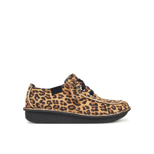 Clarks Półbuty Funny Dream 26183040 Brązowy ze sklepu MODIVO w kategorii Półbuty damskie - zdjęcie 185869999