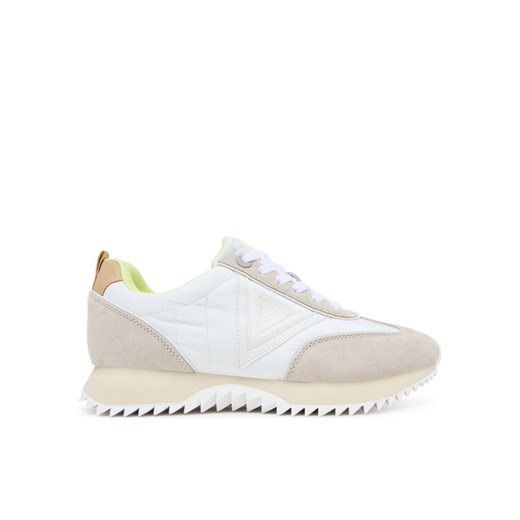 Guess Sneakersy FLTBAI SUE12 Beżowy ze sklepu MODIVO w kategorii Buty sportowe damskie - zdjęcie 185870667