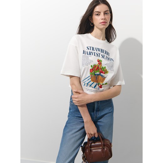 Mohito - T-shirt z nadrukiem - biały ze sklepu Mohito w kategorii Bluzki damskie - zdjęcie 185885066