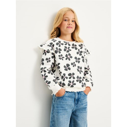 Sinsay - Bluza z falbanami przy rękawach - kremowy - id: 368AN-01X - marki Sinsay - 185894809 Sinsay - Bluza z falbanami przy rękawach - kremowy ze sklepu Sinsay w kategorii Bluzy dziewczęce - zdjęcie 185894809