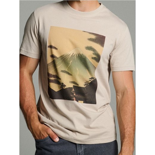 Sinsay - Koszulka z nadrukiem - beżowy ze sklepu Sinsay w kategorii T-shirty męskie - zdjęcie 185895275