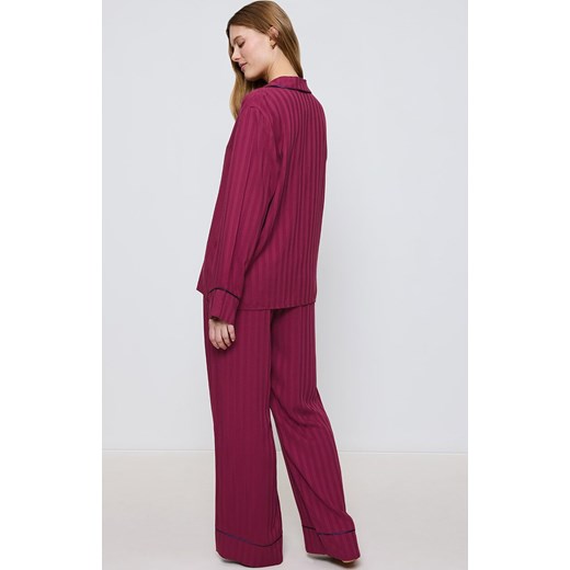 Triumph rozpinana piżama damska Amourette Jacquard 10225073-6926, Kolor bordowy, Triumph 42 Intymna