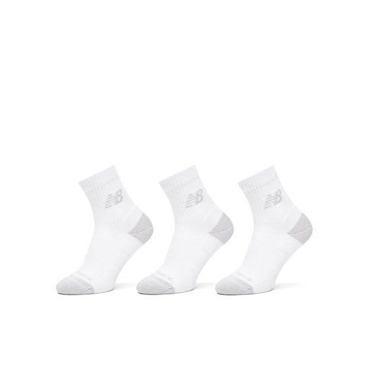 Zestaw 3 par wysokich skarpet unisex New Balance Active Cushion Quarter Socks LAS35204WT Biały ze sklepu eobuwie.pl w kategorii Skarpetki męskie - zdjęcie 185908988