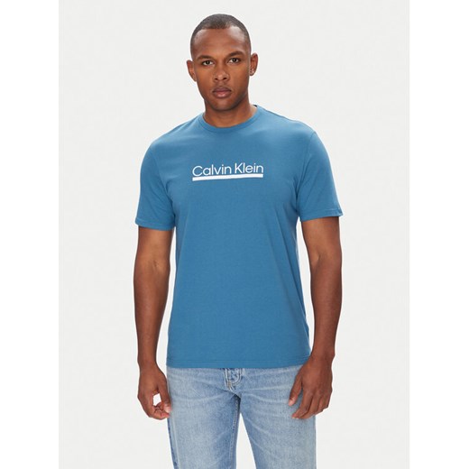 Calvin Klein T-Shirt Outline Tape Graphic LV04RC852G Niebieski Regular Fit ze sklepu MODIVO w kategorii T-shirty męskie - zdjęcie 185913815